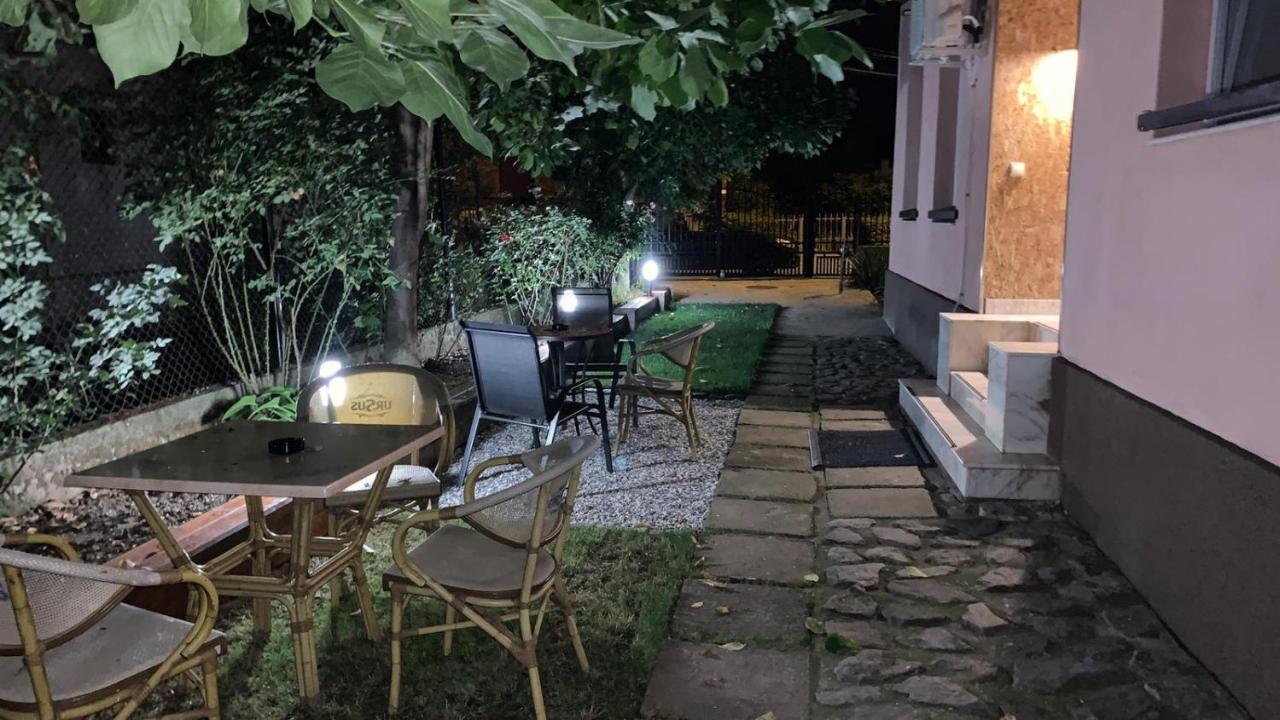 Casa Ris Hotel Târgu Jiu Exterior foto